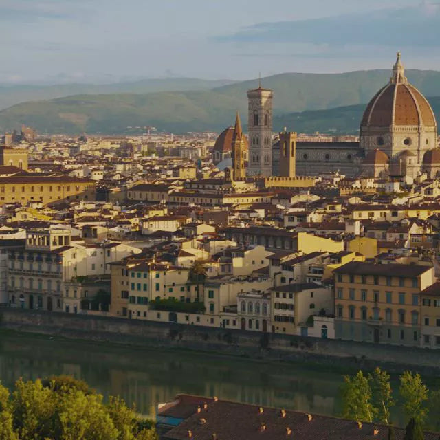 Baked Gelato Swirl Illuminator in Gilded Honey - Image 2